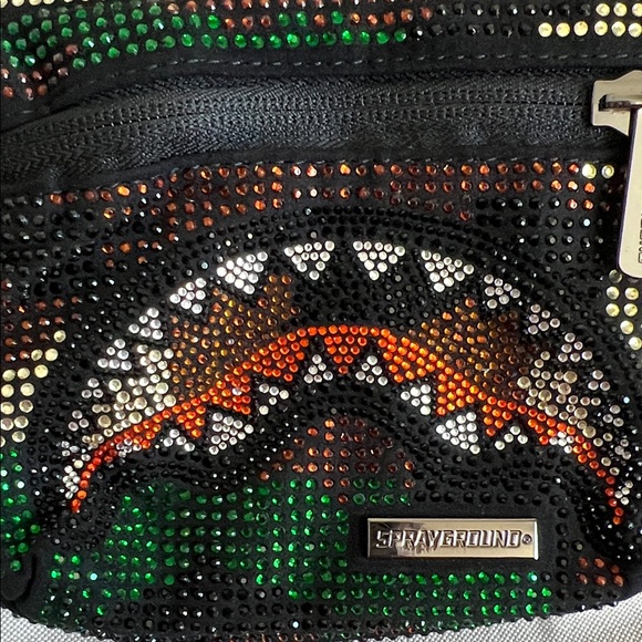 Sprayground LIMITED EDITION Trinity Camo Sling - Picture 2 of 7